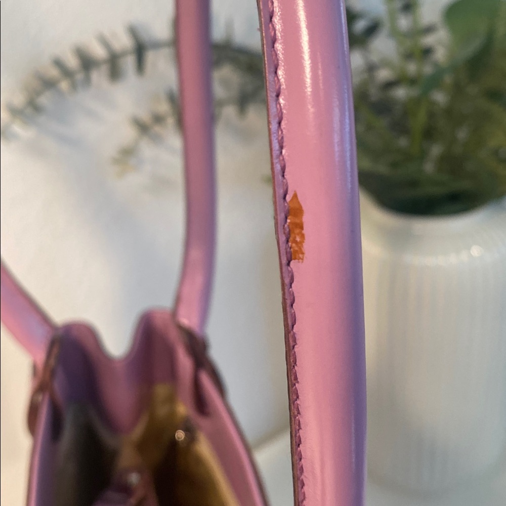 Salvatore Ferragamo Gancini Logo Lavender Leather Tote - Picture 13 of 13